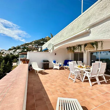 Canyelles - Santa Barbara Sea View *